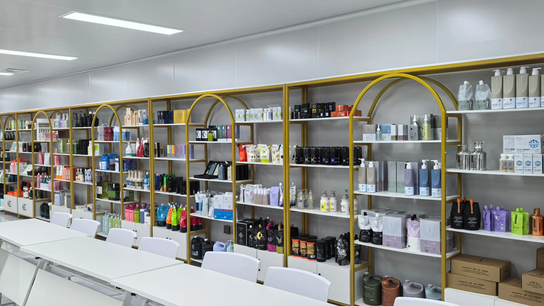 Kaiyi product showroom with hair care packaging